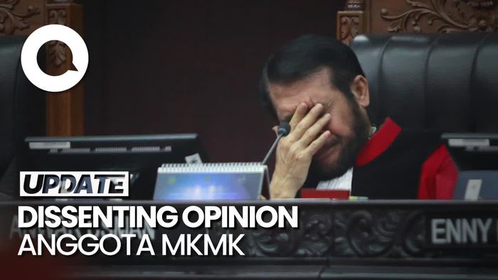 Dissenting Opinion, Anggota MKMK Bintan Saragih Minta Anwar Dipecat