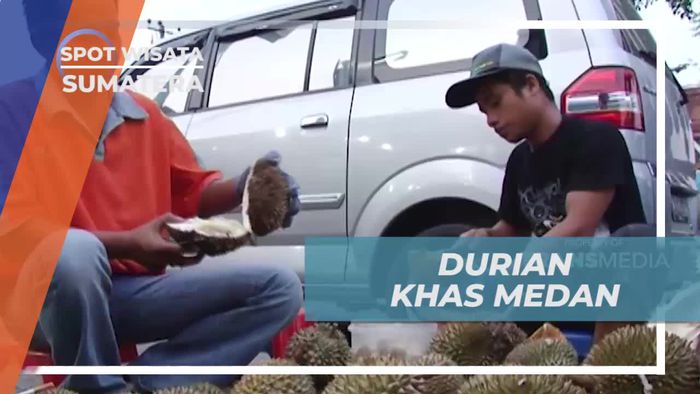 Berkunjung ke Kedai Durian Ternama di Kota Medan