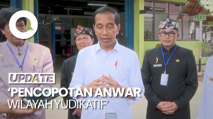 Jokowi yang Enggan Komentari Pencopotan Anwar Usman dari Ketua MK