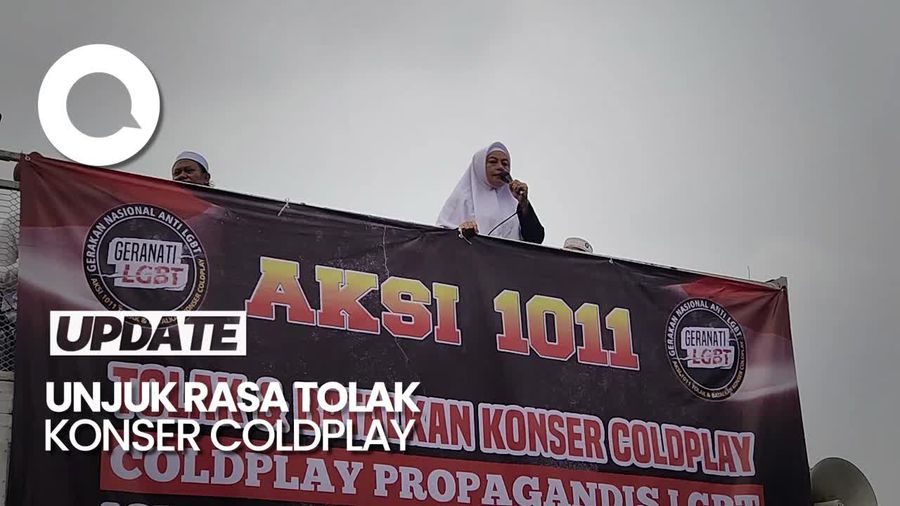 Massa Tolak Konser Coldplay Gelar Demo di Kawasan Patung Kuda