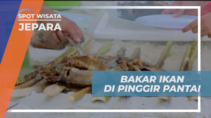 Menyantap Lezatnya Ikan Bakar di Tepi Pantai Pulau Cemara, Jepara