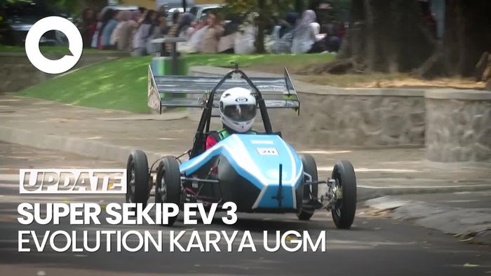 Keren! UGM Sabet Juara Umum Kompetisi Mobil Listrik Indonesia XII 2023