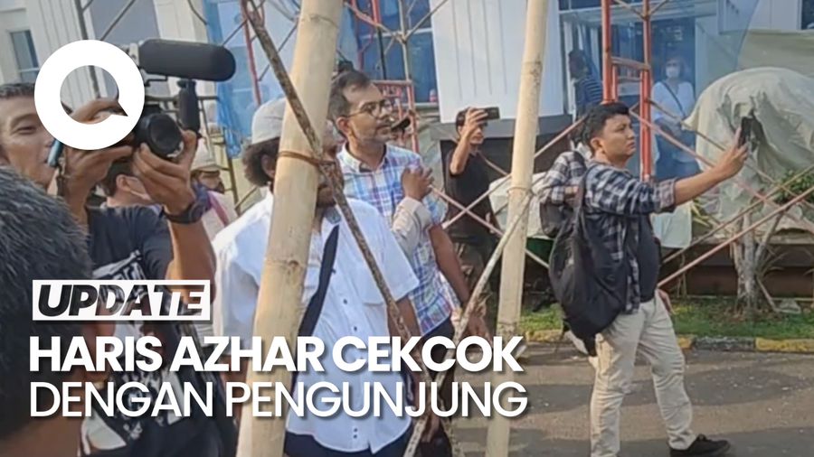 Haris Azhar Adu Mulut dengan Pengunjung Seusai Sidang Tuntutan