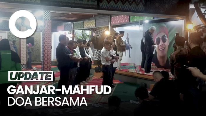 Ganjar-Mahfud Salat Berjamaah-Doa Bersama Sebelum ke KPU