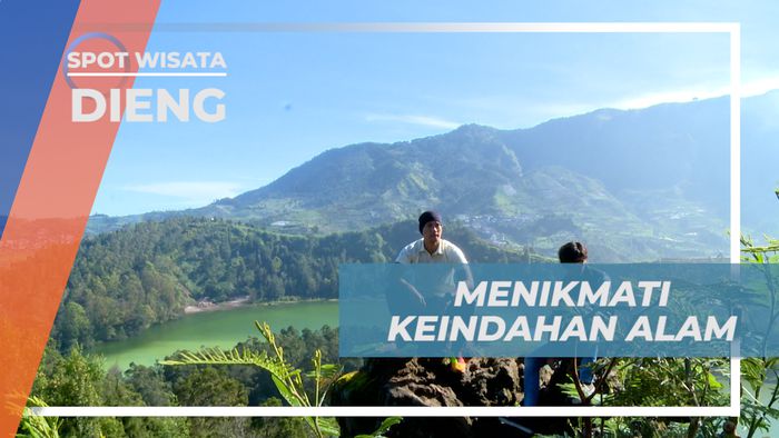Berpose Seru Mengabadikan Momen di Spot Foto Batu Ratapan Angin, Dieng
