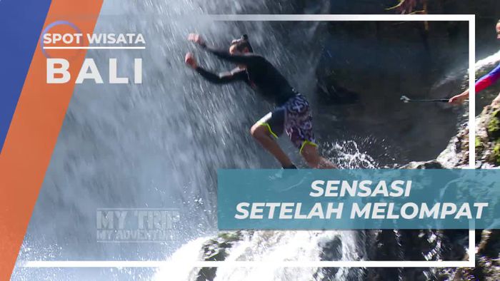 Menegangkan dan Mengasyikan, Sensasi Melompat Dari Air Terjun Tegenungan Bali 