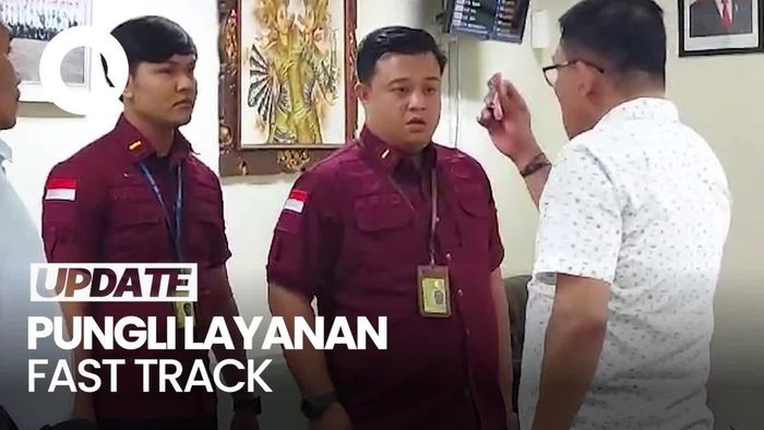 Momen 5 Petugas Imigrasi Bandara I Gusti Ngurah Rai Diringkus Gegara Pungli