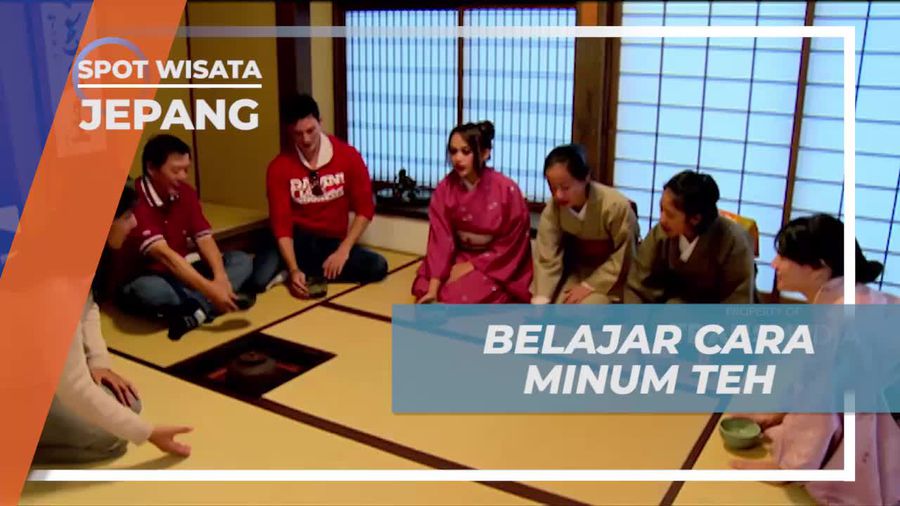 Mencicipi Biskuit Sakura dan Secangkir Teh di Jepang