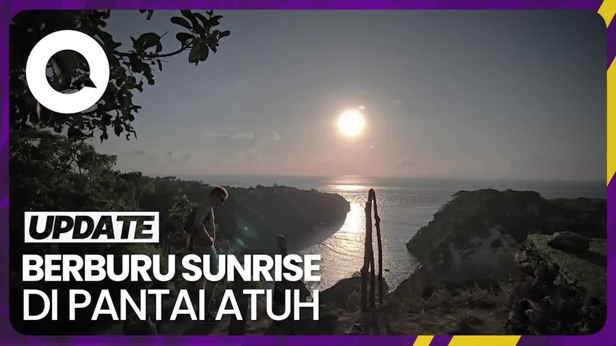 Terbius Keindahan Sunrise di Pantai Atuh Nusa Penida