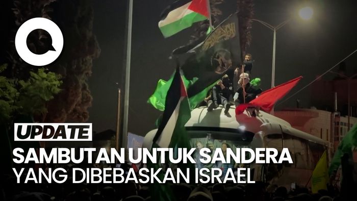 Warga Palestina yang Dibebaskan Israel Disambut Meriah