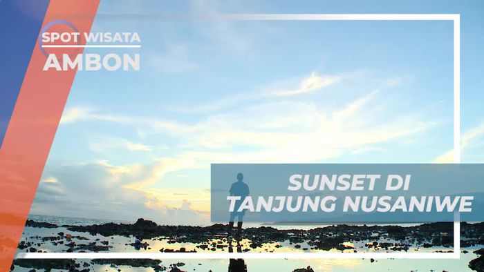 Menikmati Keindahan Sunset Ditemani Kesegaran Kelapa Muda, Tanjung Nusaniwe Ambon 
