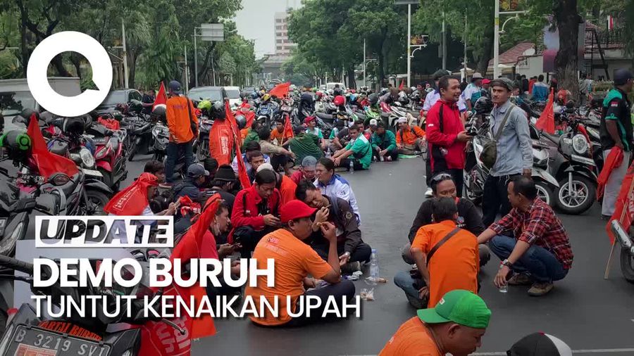 Penampakan Massa Buruh Padati Kawasan Medan Merdeka Selatan