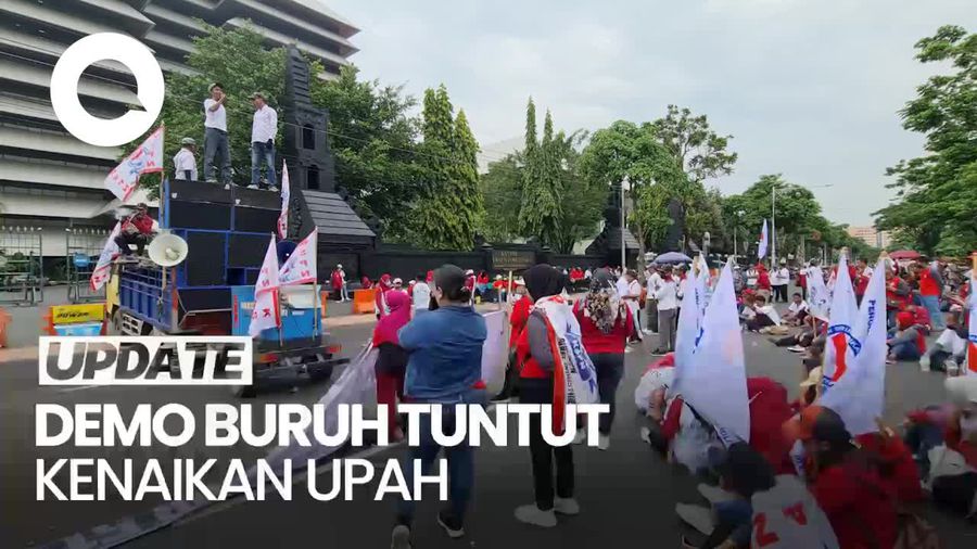 Tuntut Upah Layak, Buruh Geruduk Kantor Gubernur Jateng