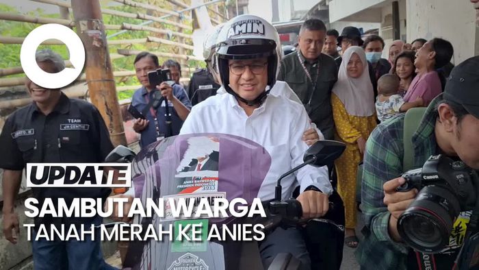 Lansia hingga Anak-anak Sambut Anies di Kampung Tanah Merah