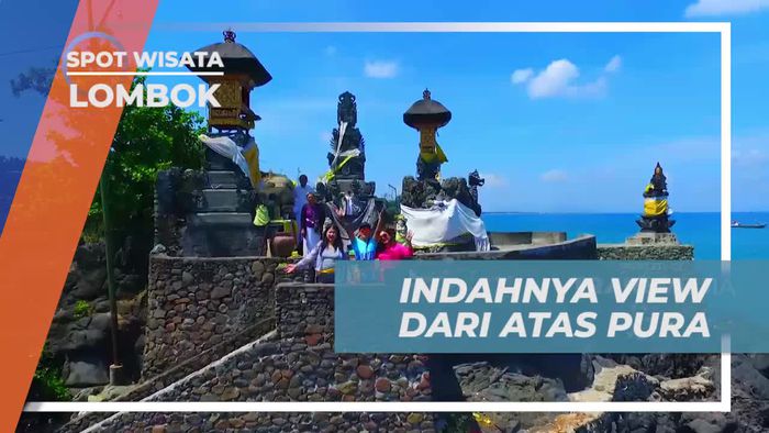 Menikmati Keindahan Panorama Laut Pantai Senggigi Dari Atas Pura, Lombok 