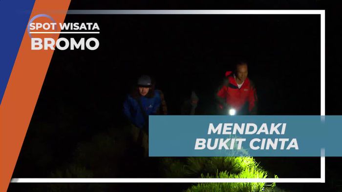 Mendaki 200 Meter Menuju Bukit Cinta Bromo