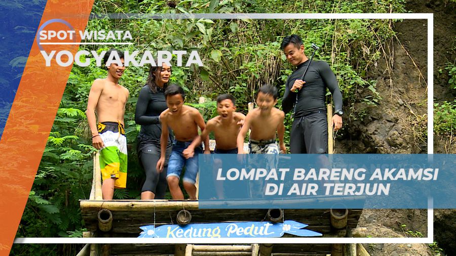 Berbagi Keseruan Melompat ke Kolam Alami di Bawah Air Terjun Kedung Pedut, Yogyakarta