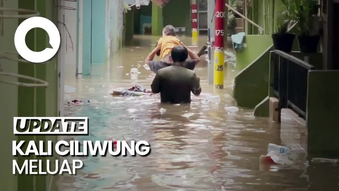 Permukiman Warga di Jatinegara Terendam Banjir hingga 1,2 Meter