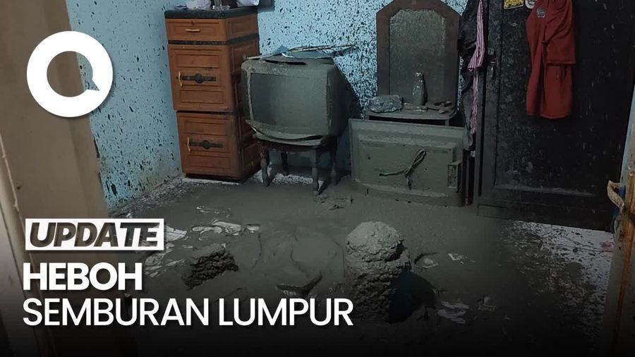 Penampakan Semburan Lumpur Berbau Menyengat di Rumah Warga di Demak
