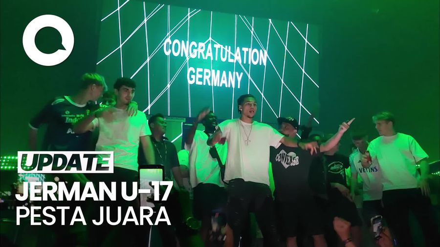 Momen Timnas Jerman U-17 Pesta Juara di Kelab Malam Solo