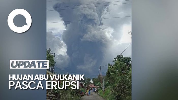3 Wilayah di Sumbar Diguyur Hujan Abu Vulkanik Erupsi Gunung Marapi