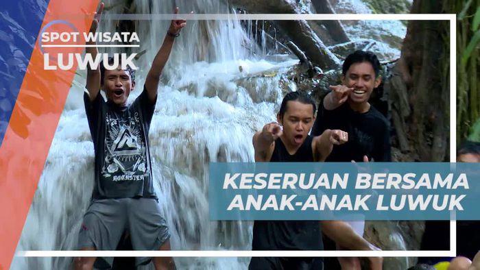 Seru-seruan Bermain Dengan Penduduk Lokal di Air Terjun Salodik Luwuk Banggai