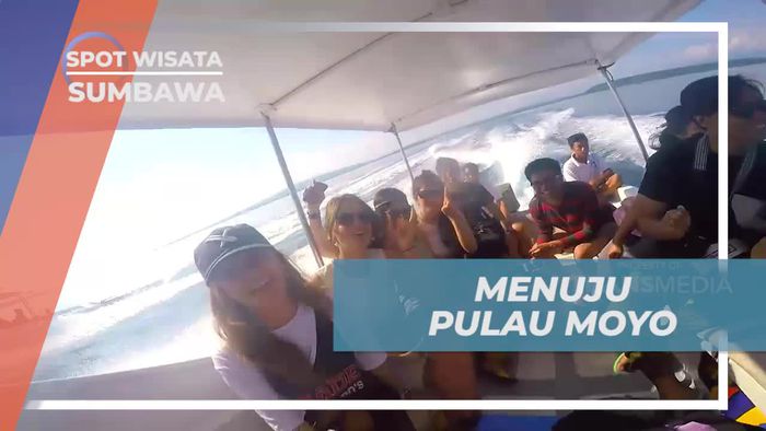 Melaju Dengan Speedboat Menuju Pulau Moyo Sumbawa