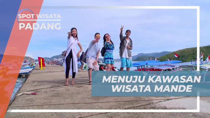 Berperahu Ditemani Keindahan Pulau Kecil Menuju Kawasan Wisata Mandeh Padang