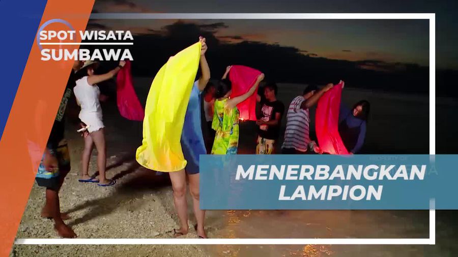 Menerbangkan Lampion Untuk Mewarnai Langit Senja Sumbawa