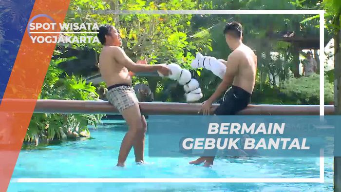 Gebuk Bantal, Tantangan Seru di Kolam Penginapan Yogyakarta 