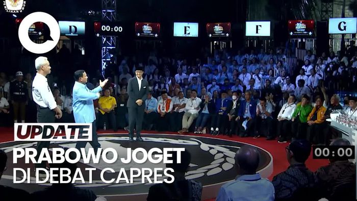 Gaya Prabowo Seusai Tanggapi Keluhan Anies soal Demokrasi