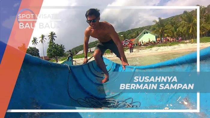 Momen Terguling Karena Kesulitan Mengendalikan Sampan, Baubau