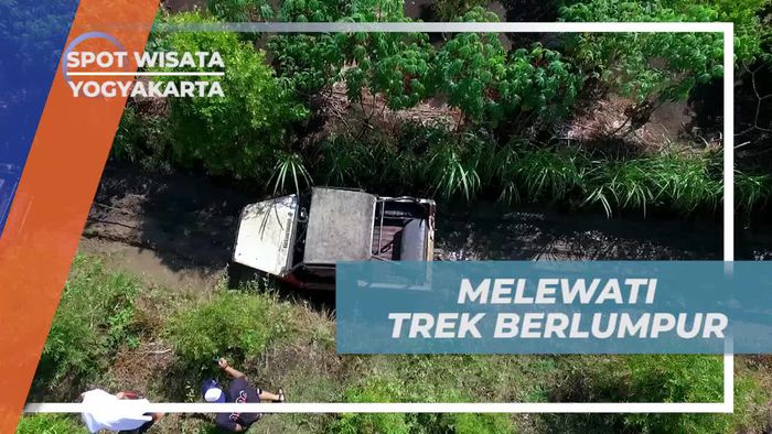 Melewati Lintasan Berlumpur yang Menantang di Desa Bejiharjo Yogyakarta 