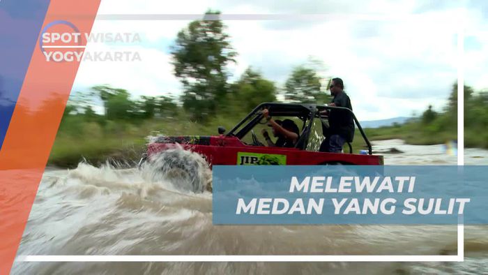 Melewati Genangan Air di Lintasan Offroad Desa Bejiharjo Yogyakarta 