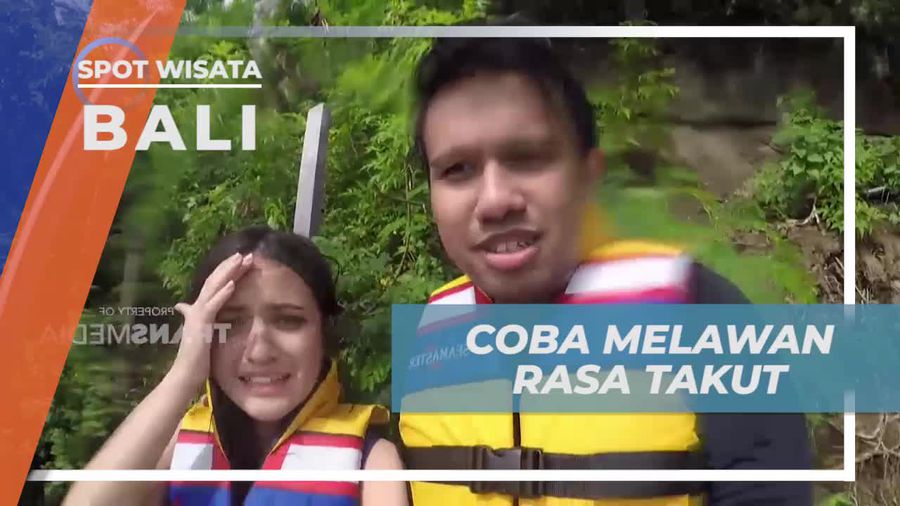 Melompat Dengan Indah di Spot Cliff Jump Nusa Penida Bali
