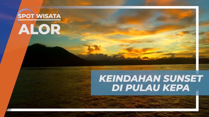 Bersantai di Tepi Pantai Sambil Menikmati Indahnya Sinar Sunset Pulau Kepa, Alor