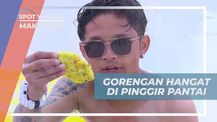 Menikmati Gurihnya Gorengan Hangat di Tepi Pantai Makassar 