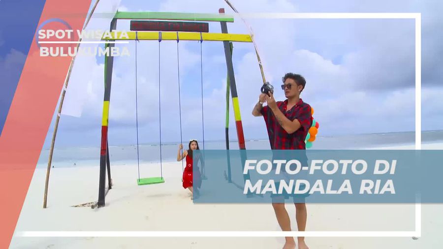 Mengabadikan Momen Dengan Berfoto di Ayunan Pantai Mandala Ria Bulukumba 