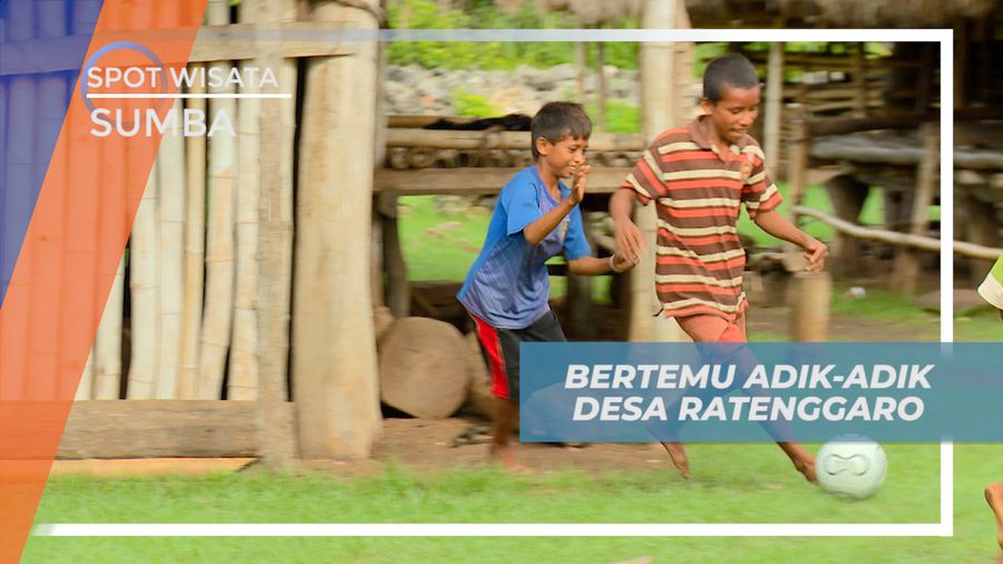 Berbagi Keseruan Bareng Anak-anak Lokal Desa Ratenggaro, Sumba