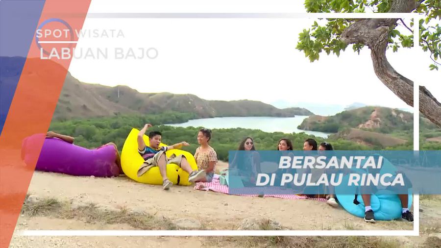 Piknik Asik Ditemani Panorama Indah Pulau Rinca, Nusa Tenggara Timur 