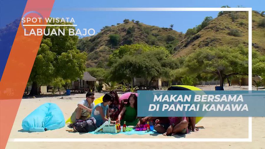Menikmati Kelezatan Camilan di Tepi Pantai Kanawa Labuan Bajo
