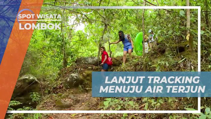Melewati Jalan Setapak Menuju Air Terjun Mangku Sakti Lombok 