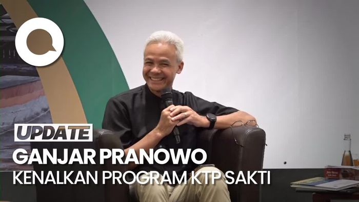 Ganjar Kenalkan KTP Sakti yang Digadang Mudahkan Penyaluran Bansos