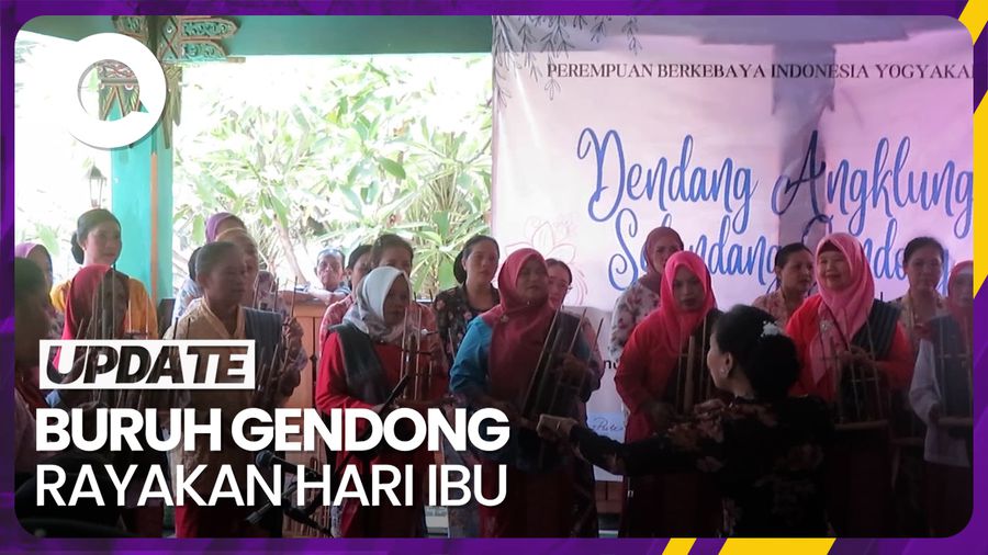 Lenggak-Lenggok Buruh Gendong Pasar Beringharjo Sambut Hari Ibu