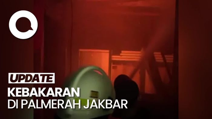Kebakaran Terjadi di Permukiman Palmerah, 16 Unit Damkar Dikerahkan