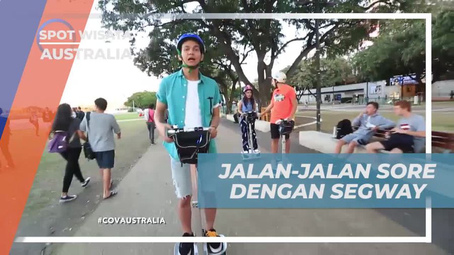 Naik Kendaraan Listrik Menikmati Suasana Sore di Brisbane Australia 