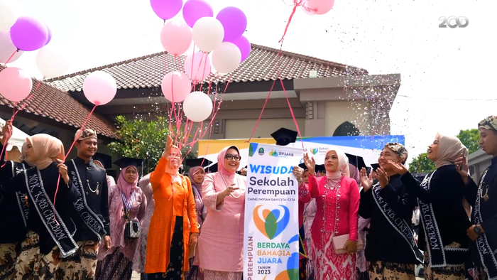 Wisuda Para Perempuan Hebat sebagai Hari Peringatan Ibu di Jawa Barat