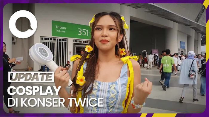Ada Penggemar Pakai Kostum Cosplay di Konser TWICE 