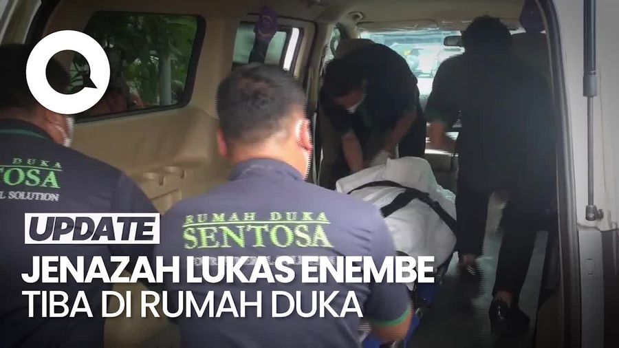 Momen Jenazah Lukas Enembe Tiba di Rumah Duka RSPAD
