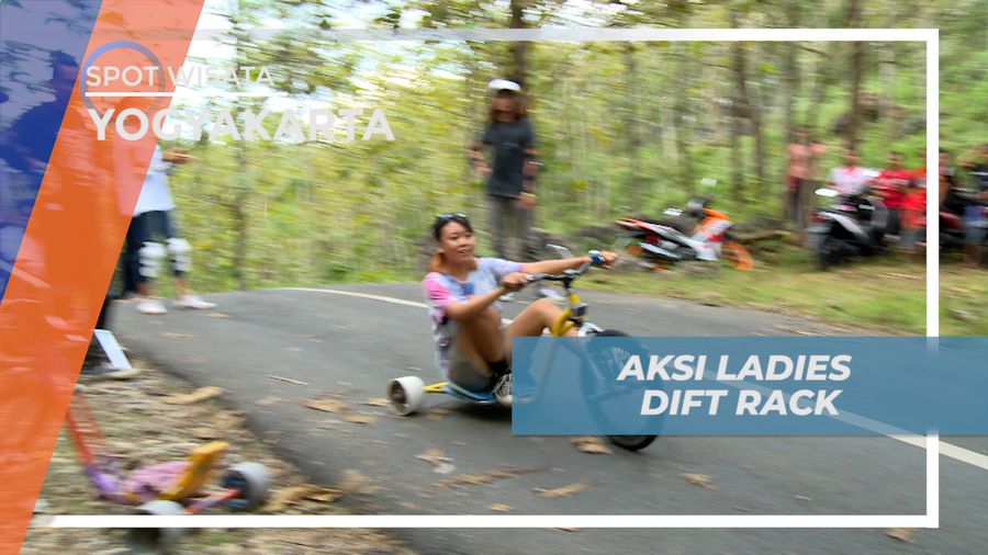 Unjuk Kebolehan Aksi Drift Rack Wanita di Yogyakarta 